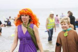 tenby boxing day swim 29 sm.jpg